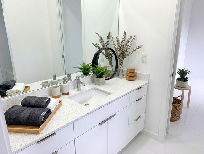 Building Photo - 4116 NW 20th St