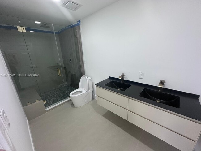 Building Photo - 4380 SW 49th Ct