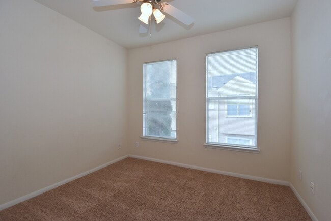 Building Photo - 12707 Boheme Dr