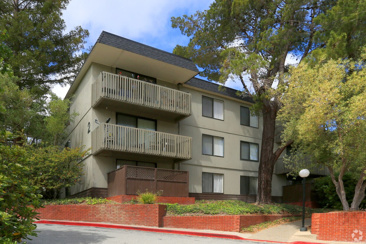 Shelter Creek Condos San Bruno
