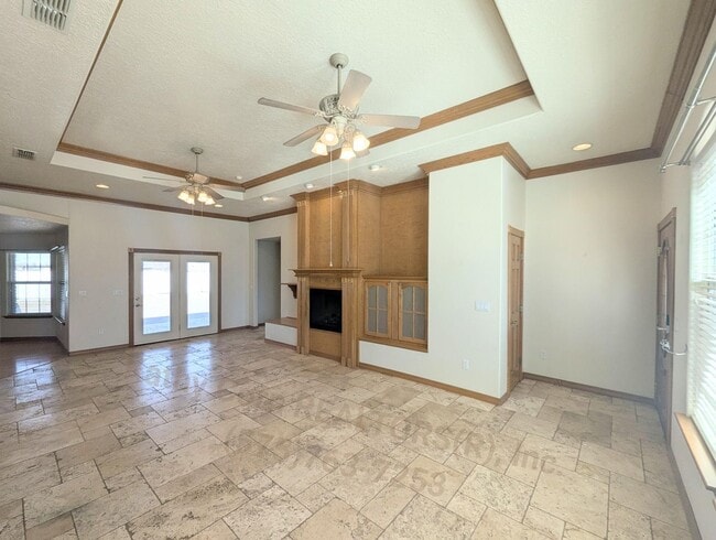 Building Photo - Luxurious Relaxation in Raintree