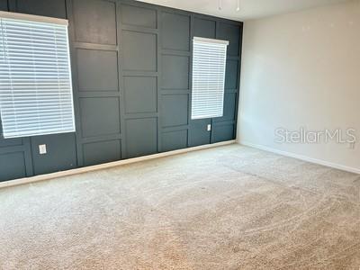 Building Photo - 4965 NE 14th Pl