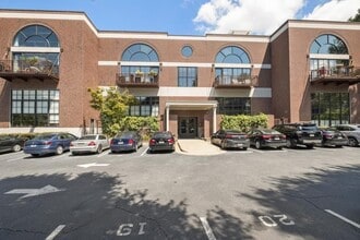 Building Photo - 790 North Avenue NE