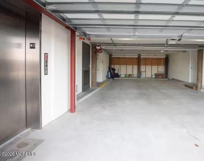 Building Photo - 1515 Ocean Terrace