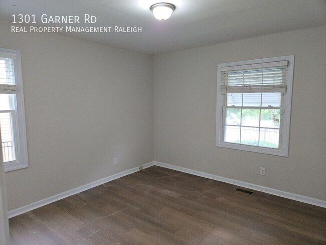 Building Photo - 1301 Garner Rd