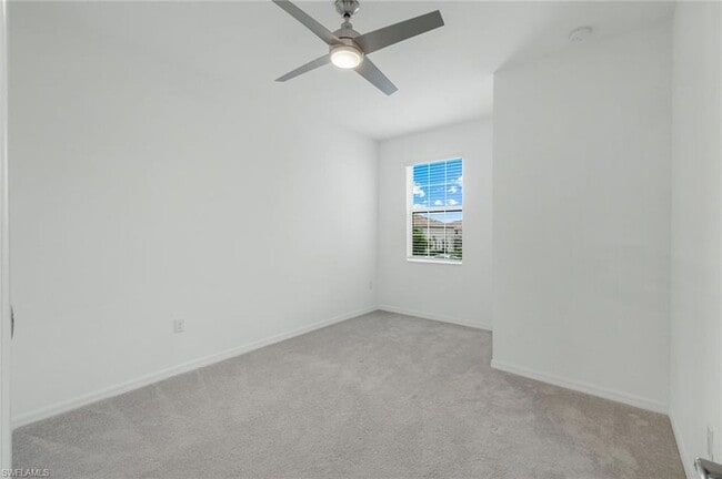 Building Photo - 2858 Blossom Wy