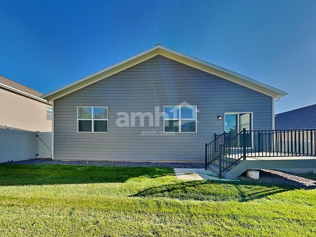 Building Photo - 2997 E S Village Dr