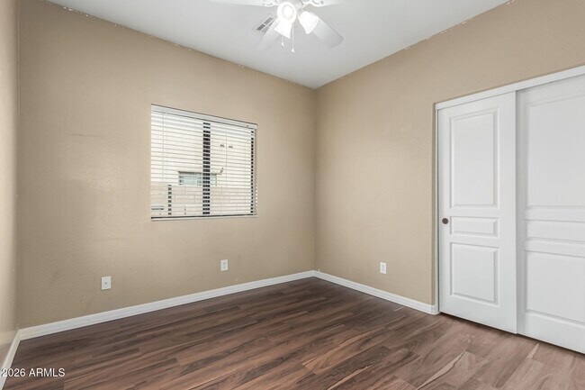 Building Photo - 2513 W Novak Way