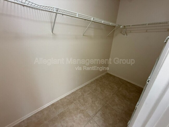 Building Photo - 1448 Avleigh Cir