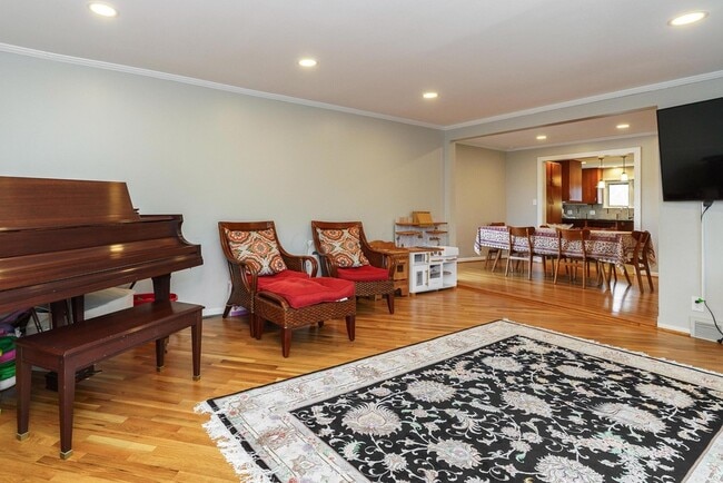 Building Photo - 55 S Merkle Rd