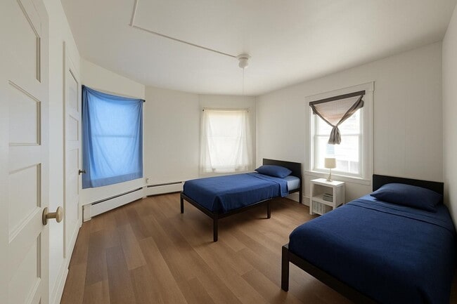 Building Photo - 69 Hungerford Terrace