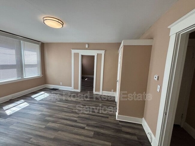 Building Photo - 1026 Del Monte Pl