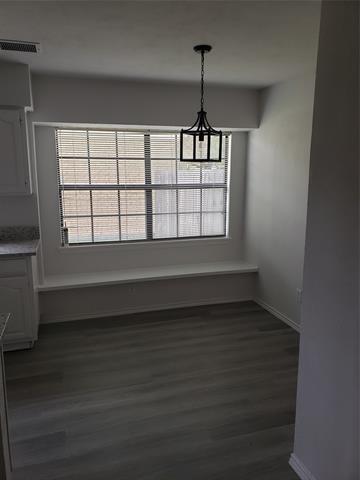 Building Photo - 1313 Clearview Dr