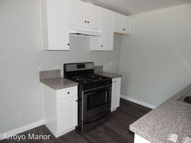 Building Photo - 4571 N Figueroa St