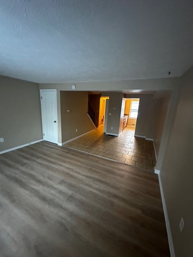 Building Photo - 1290 Emerson St