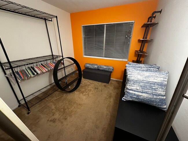 Building Photo - 10506 Orozco Rd