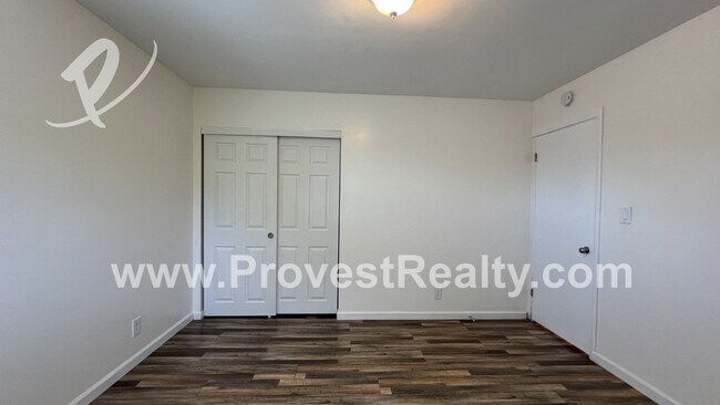 Building Photo - Nice 3 Bed, 2 Bath Home in Hesperia!!