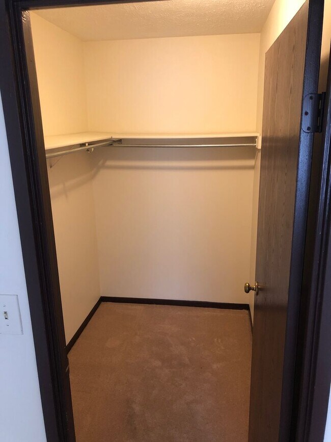 Building Photo - Updated 2 Bedroom Units with w/d hookup in Unit and Central Heat/AC