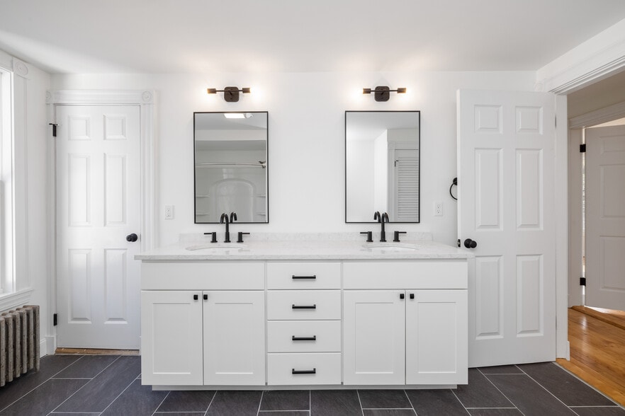 Bathroom 1 - 338 Stevens Avenue