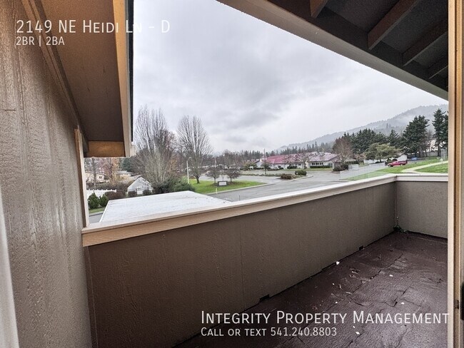 Building Photo - 2149 NW Heidi Ln