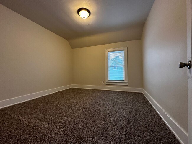 Building Photo - 1020 Berner St