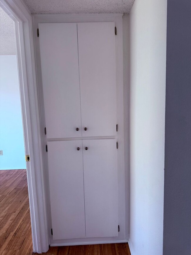 Building Photo - Long term Condo