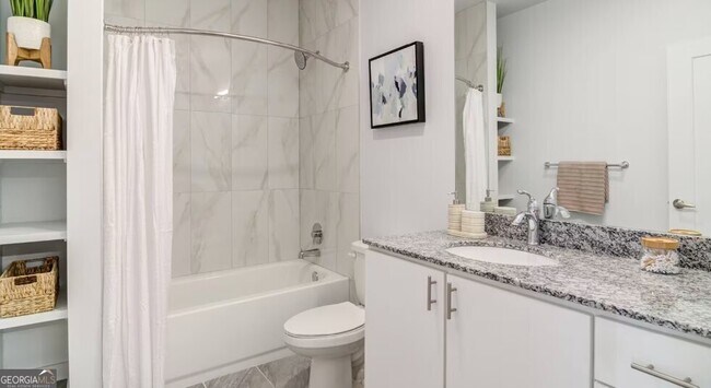 Building Photo - 750 Avondale Creek Dr.