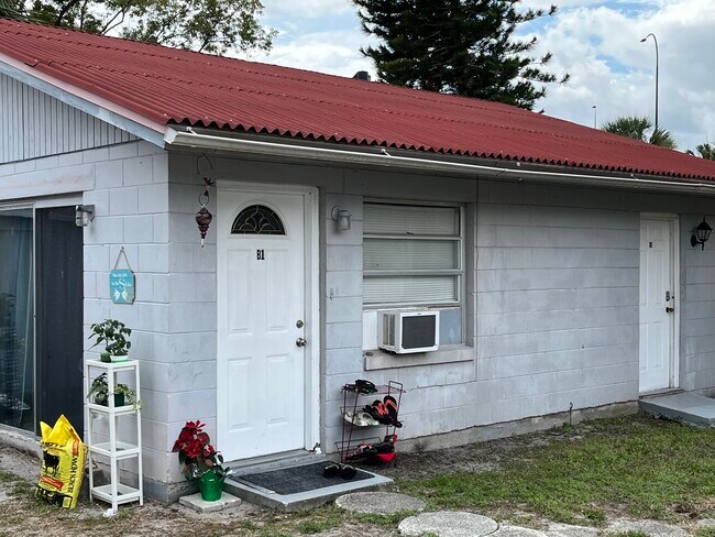 Building Photo - 783 Formosa Ave