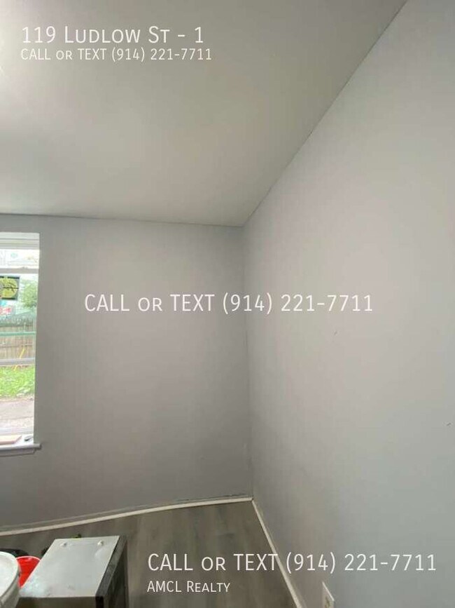 Building Photo - 119 Ludlow St