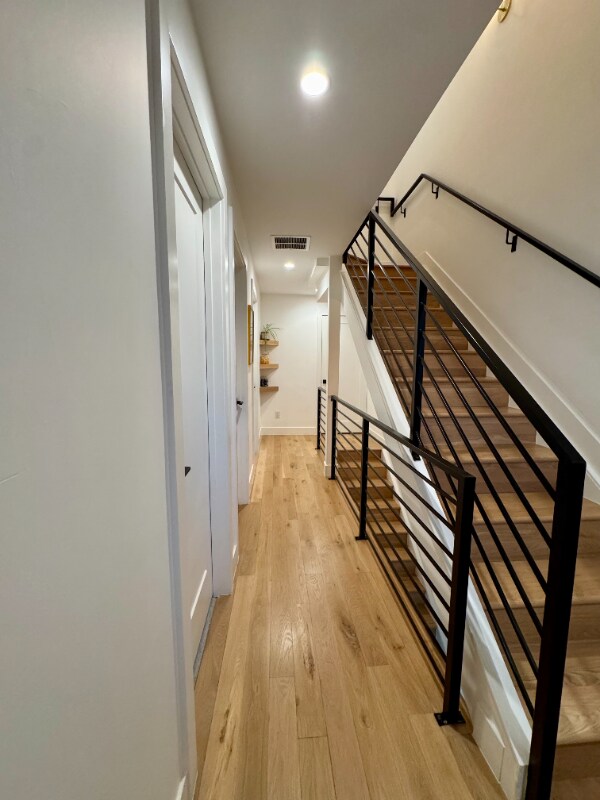 Building Photo - 1401 Yates St