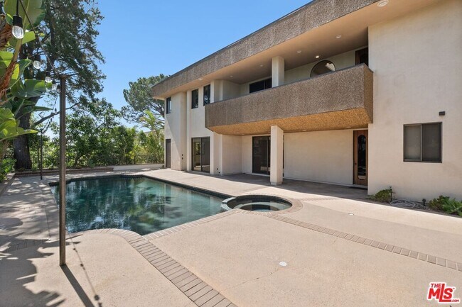 Building Photo - 2408 Venus Dr