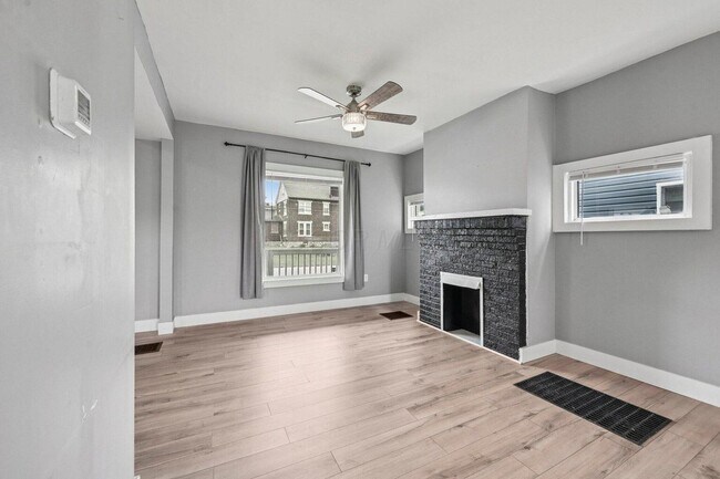 Building Photo - 1025 Howard St