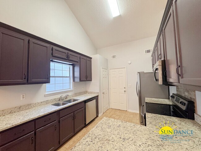 Building Photo - 130 Wright Cir