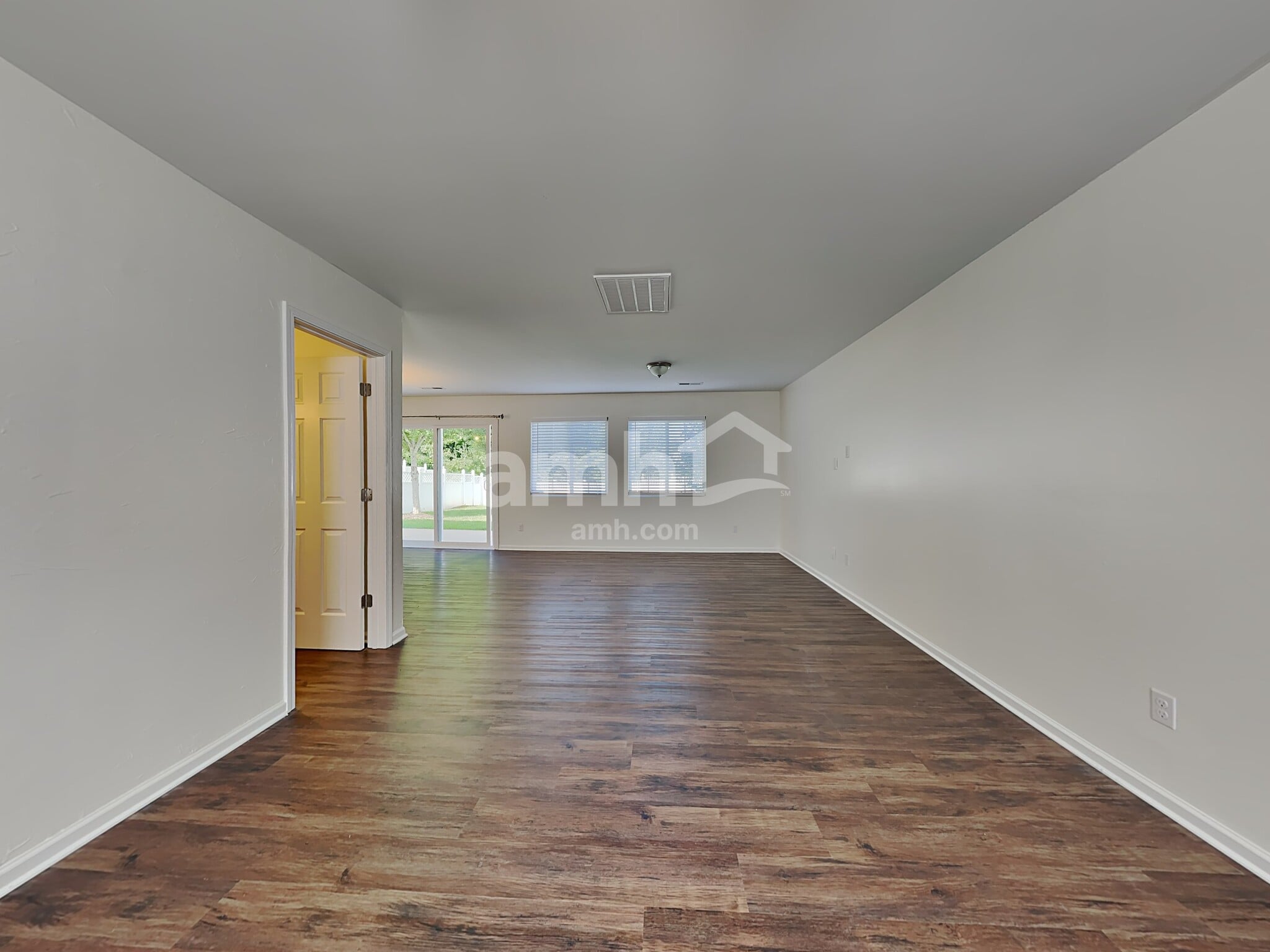 Building Photo - 5613 Topsail Ct