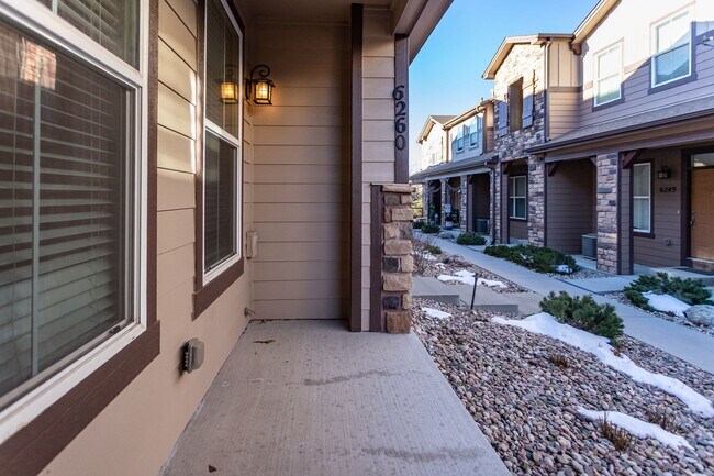 Building Photo - Modern 2-Bed, 2.5-Bath Townhouse in Desirable Norwood Neighborhood!