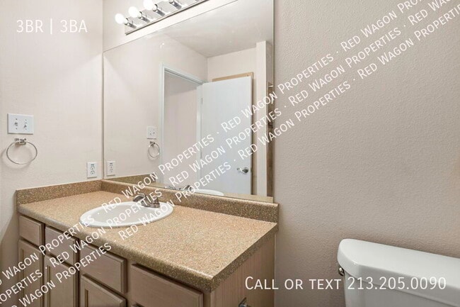 Building Photo - 2622 Crown Hollow