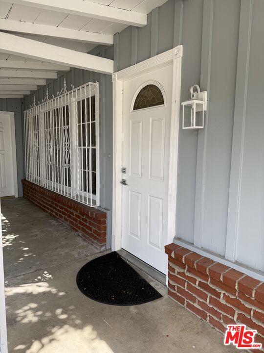 Building Photo - 12015 Riverside Dr