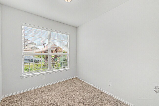 Building Photo - 209 Cambria Green Ln