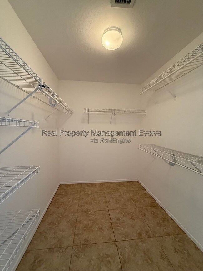 Building Photo - 11728 W Avenida Del Sol