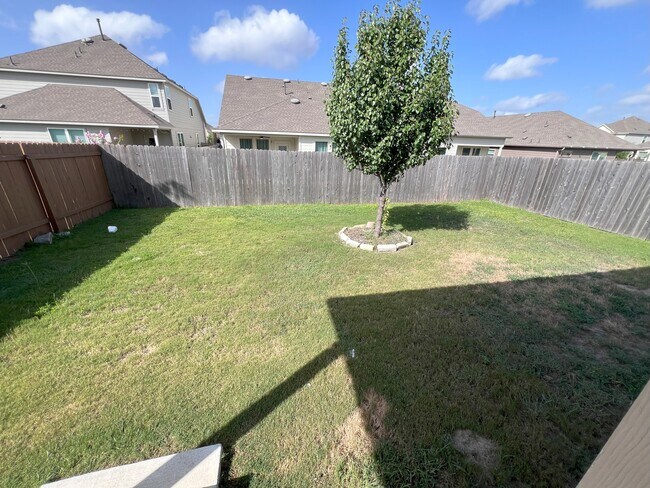 Building Photo - 917 Durness Dr