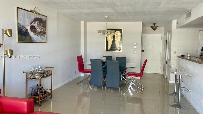 Building Photo - 2017 S Ocean Dr