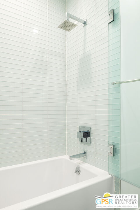 Building Photo - 717 Orlando Ave