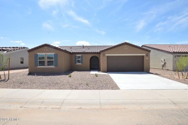 Primary Photo - 1523 E Desert Breeze Dr