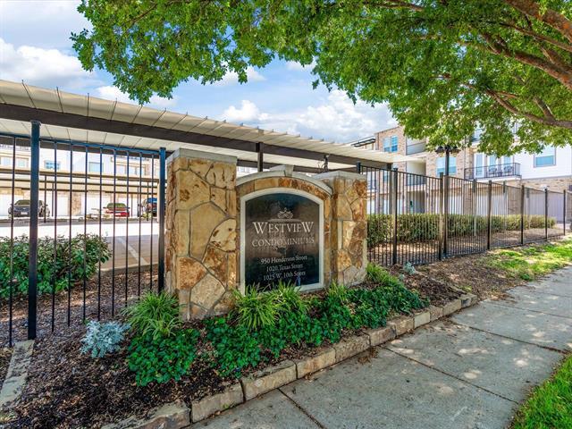 Building Photo - 1020 Texas St