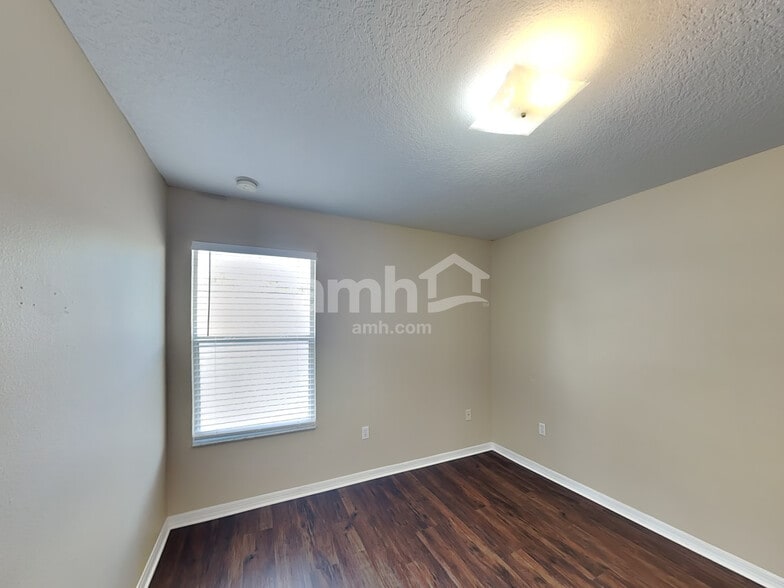 Building Photo - 145 Rose Hill Trail
