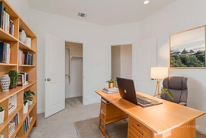 Building Photo - 27646 Spearmint Ridge Dr