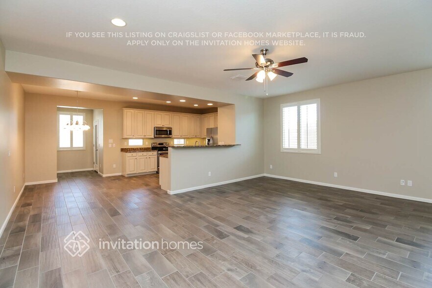 Building Photo - 3962 E Sourwood Dr