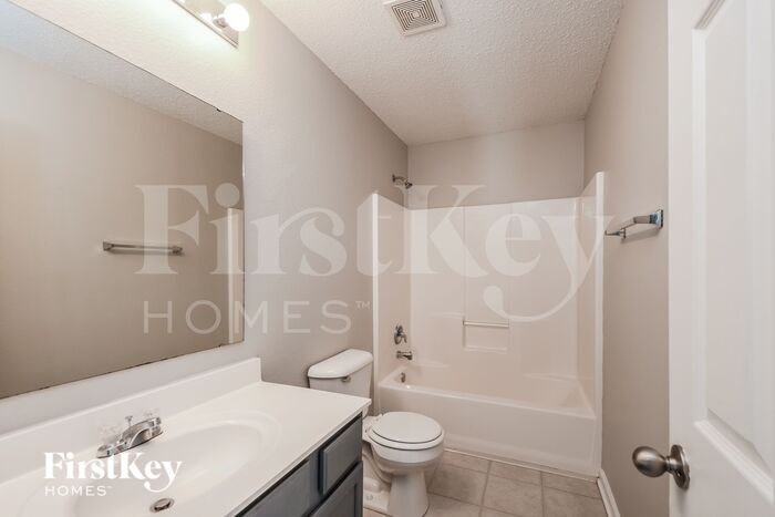 Building Photo - 12629 Wolf Run Rd