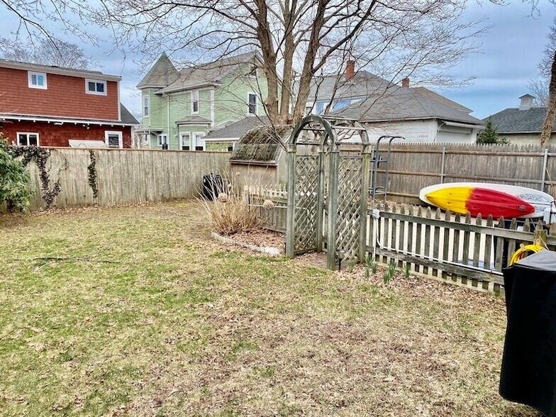 Yard, deck and patio! - 4 Curry Ave