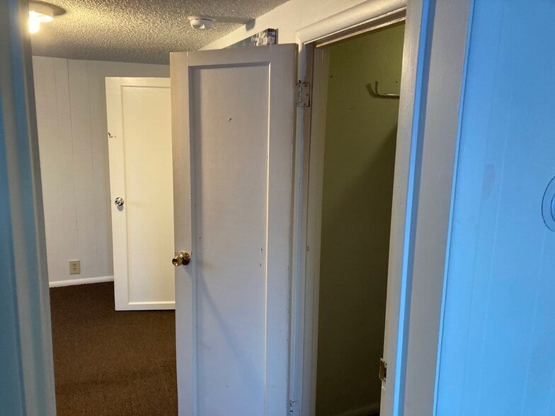 Building Photo - 1133 19th Ave